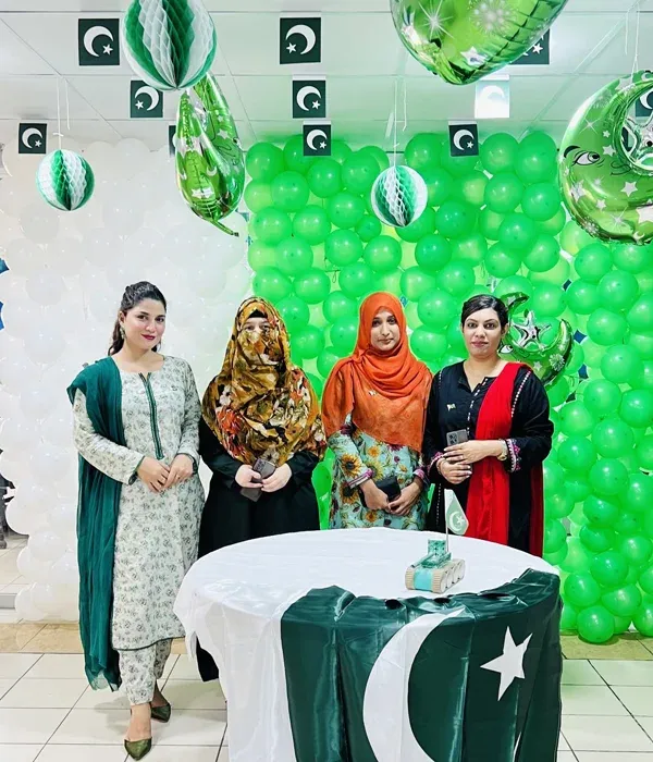 Avaib team working in the office
