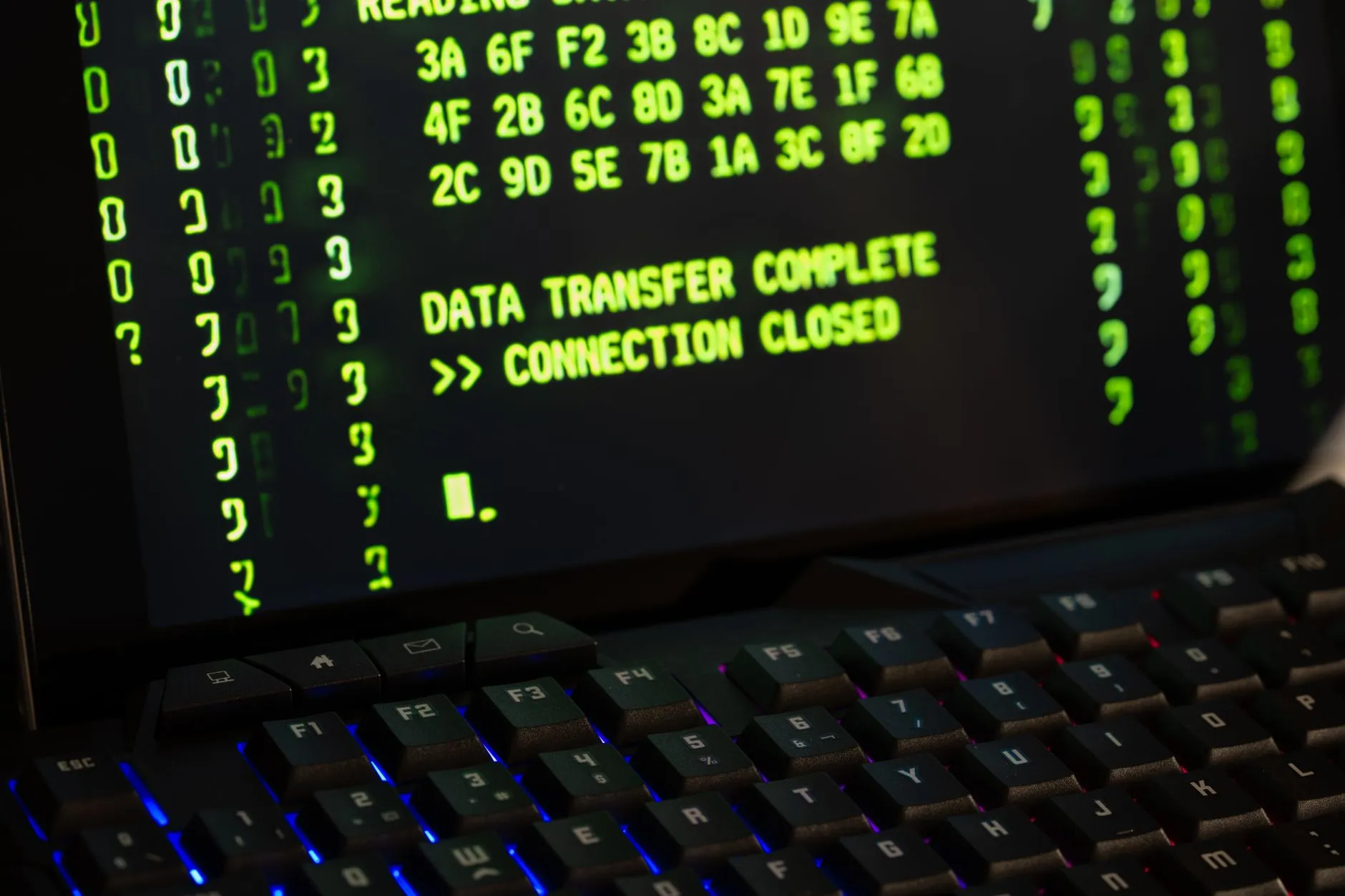 Structured data records being mapped and transferred from an old system into a new application — Avaib