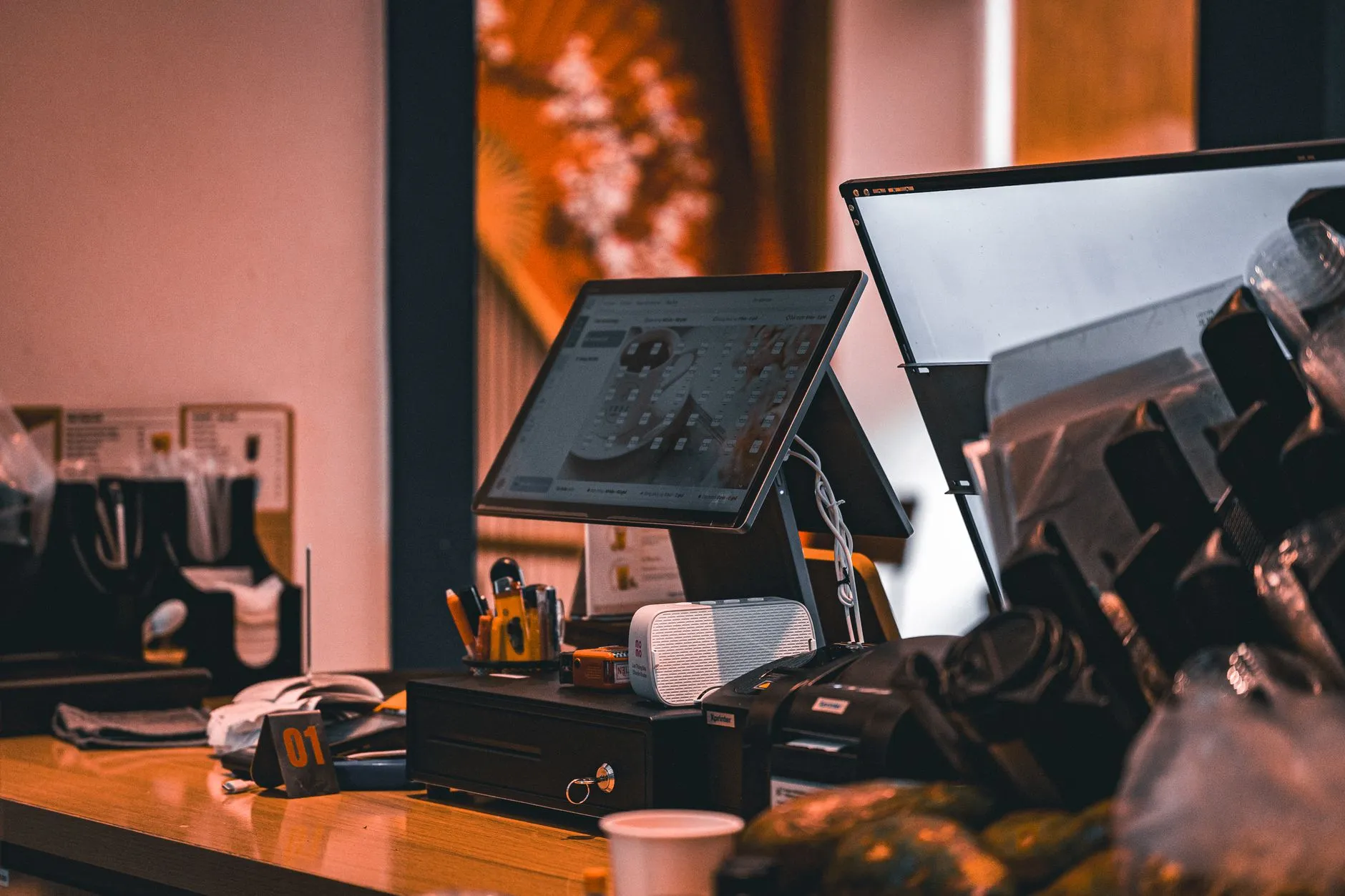 A sales team working with CRM software on laptops — Avaib