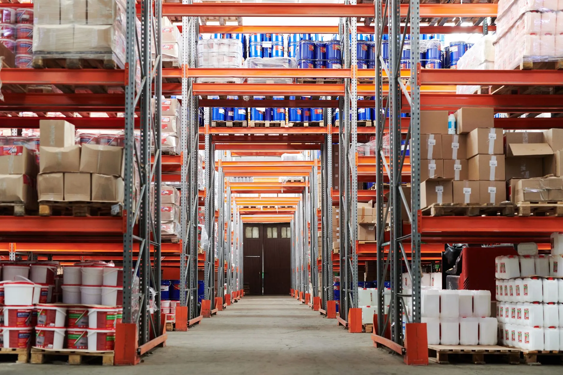 Stock being counted and managed on warehouse shelves — Avaib