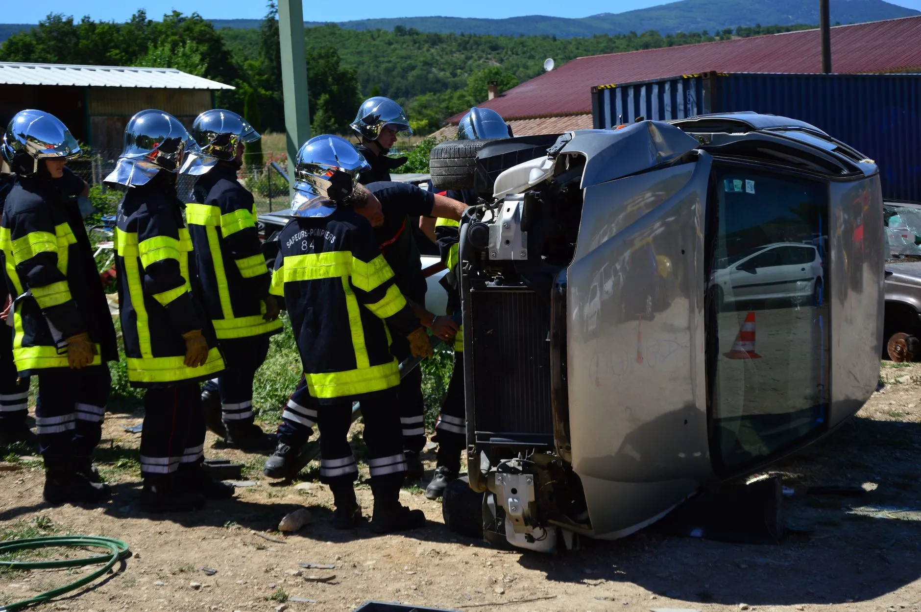 An IT incident response team working together to fix a production application outage — Avaib