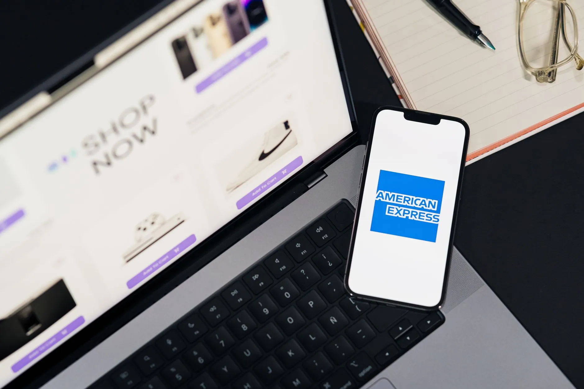 A buyer browsing an online marketplace and booking platform on a laptop — Avaib